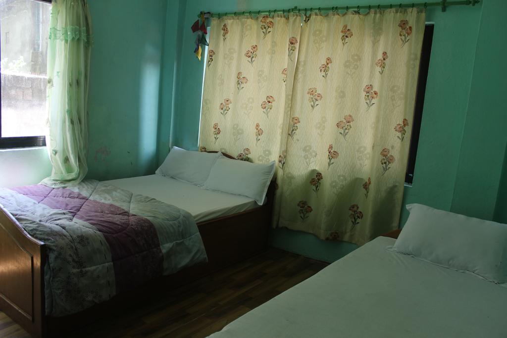 Bickey'S Homestay โพคารา ภายนอก รูปภาพ